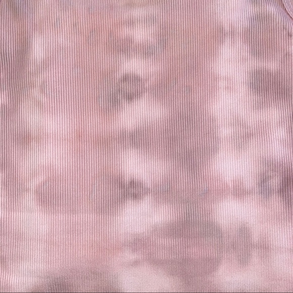 SOLD‼️🆕 CUSTOM tie dye crop top - Picture 2 of 4